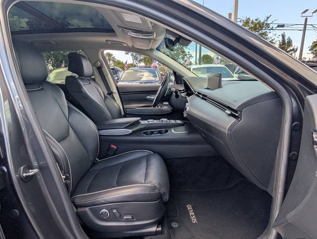 Used 2022 Genesis GV70 2.5T w/ Advanced Package AWD/4WD image 18