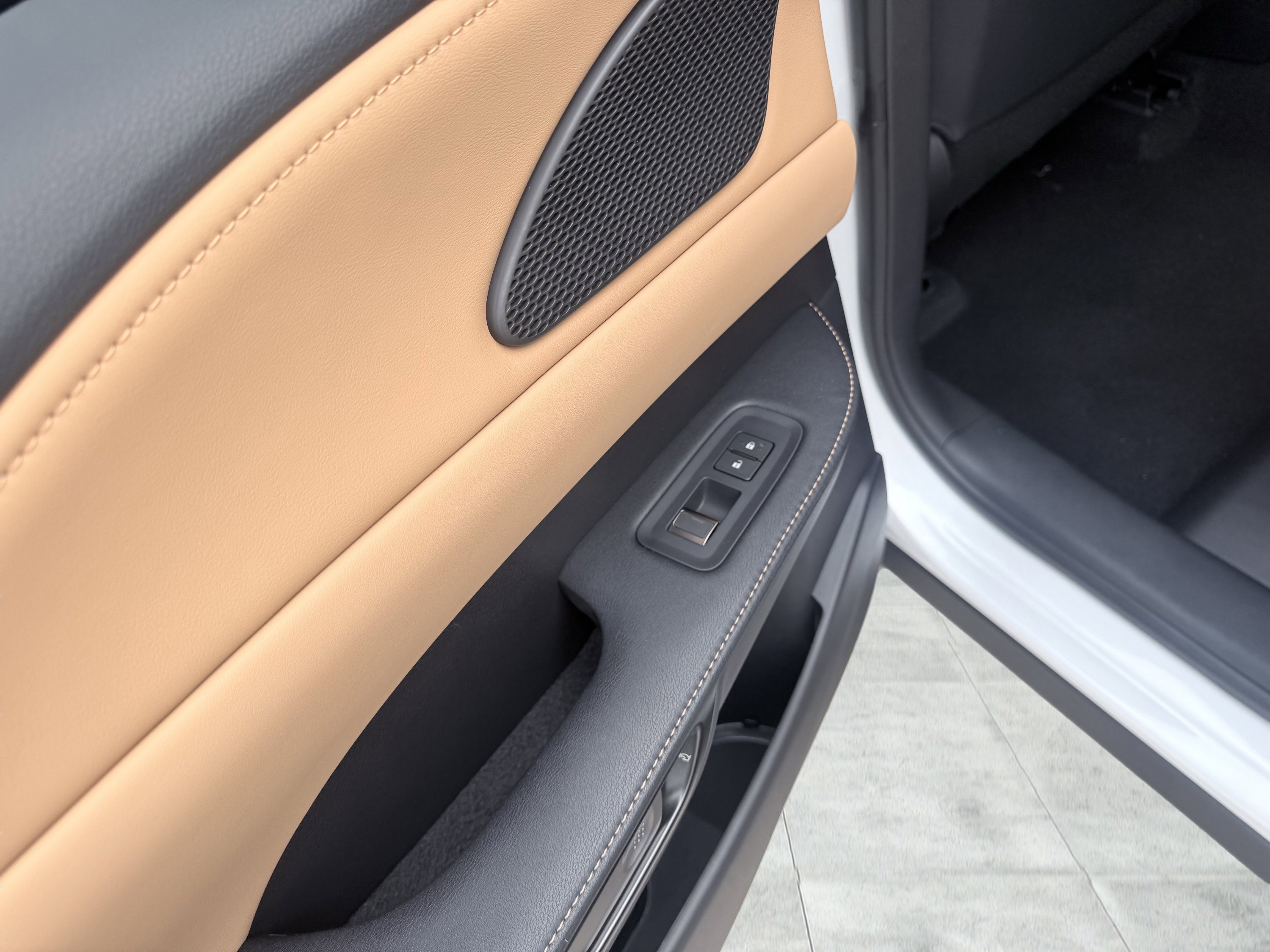 Used 2026 Lexus RX 350 FWD image 32