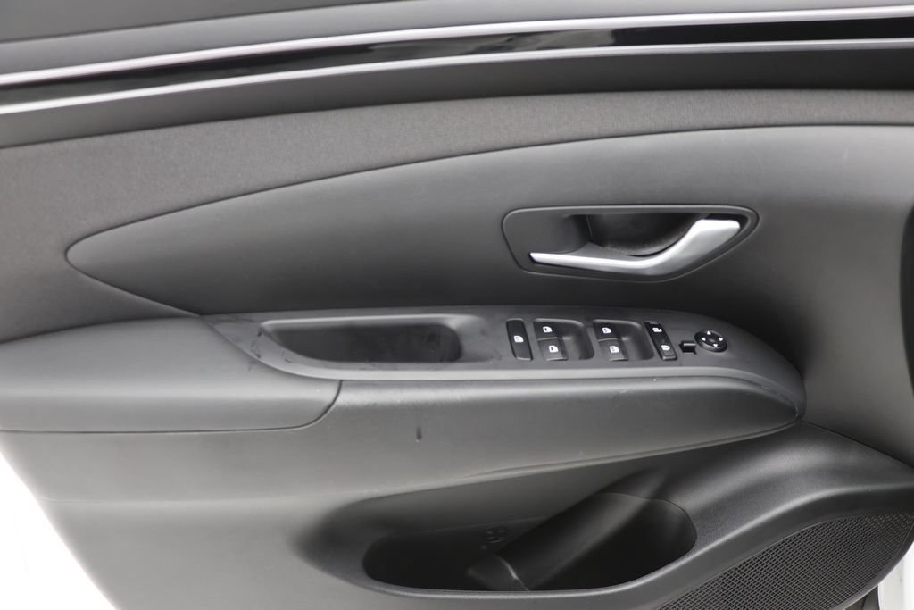Used 2023 Hyundai Tucson SEL w/ Convenience Package AWD/4WD image 15