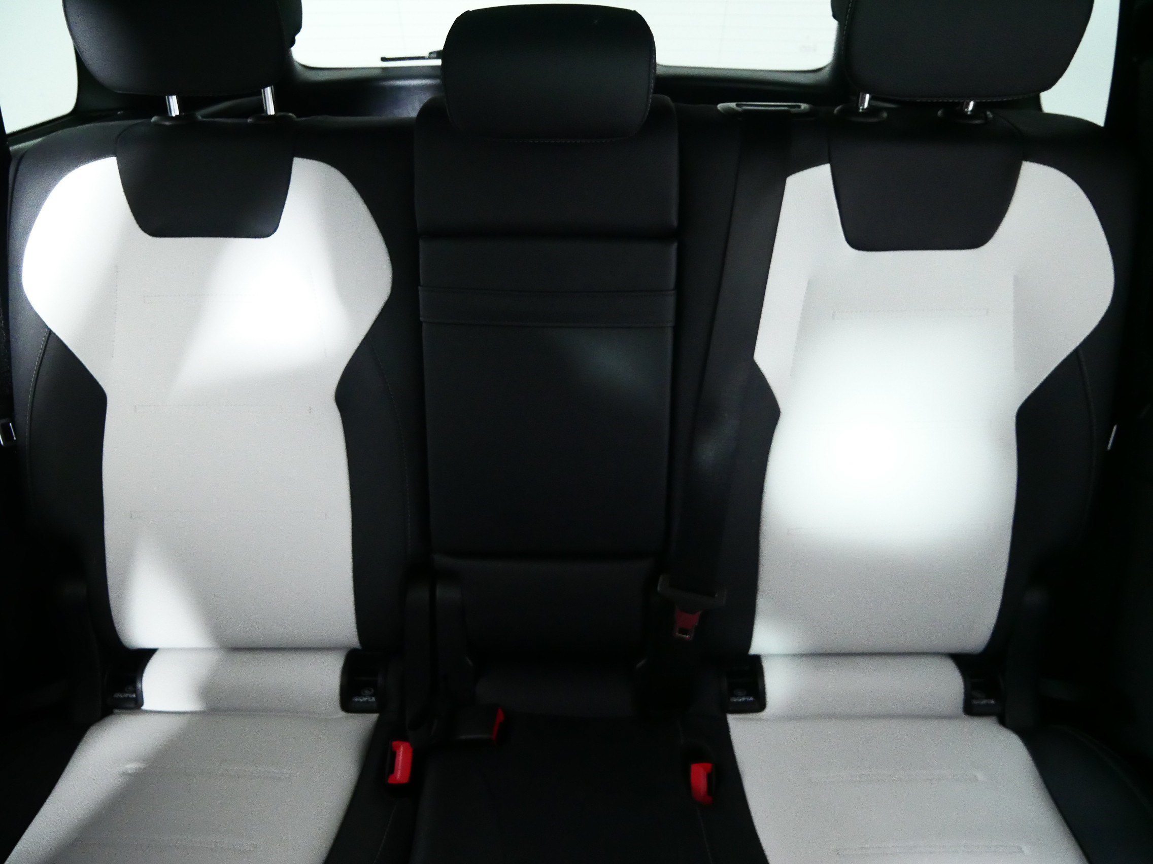 Used 2023 Mercedes-Benz GLB 250 4MATIC image 13