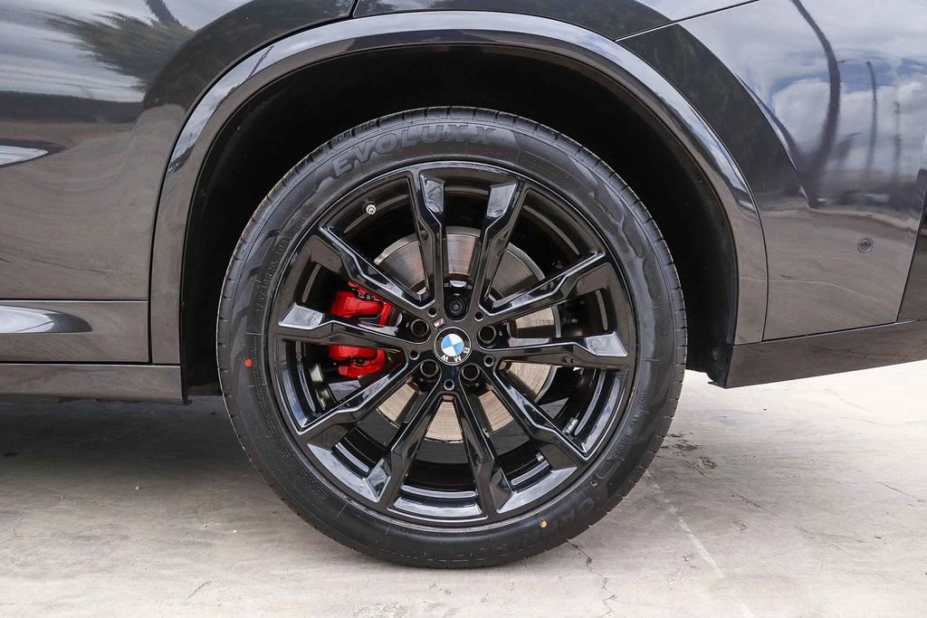Used 2024 BMW X4 M40i w/ Premium Package AWD/4WD image 12