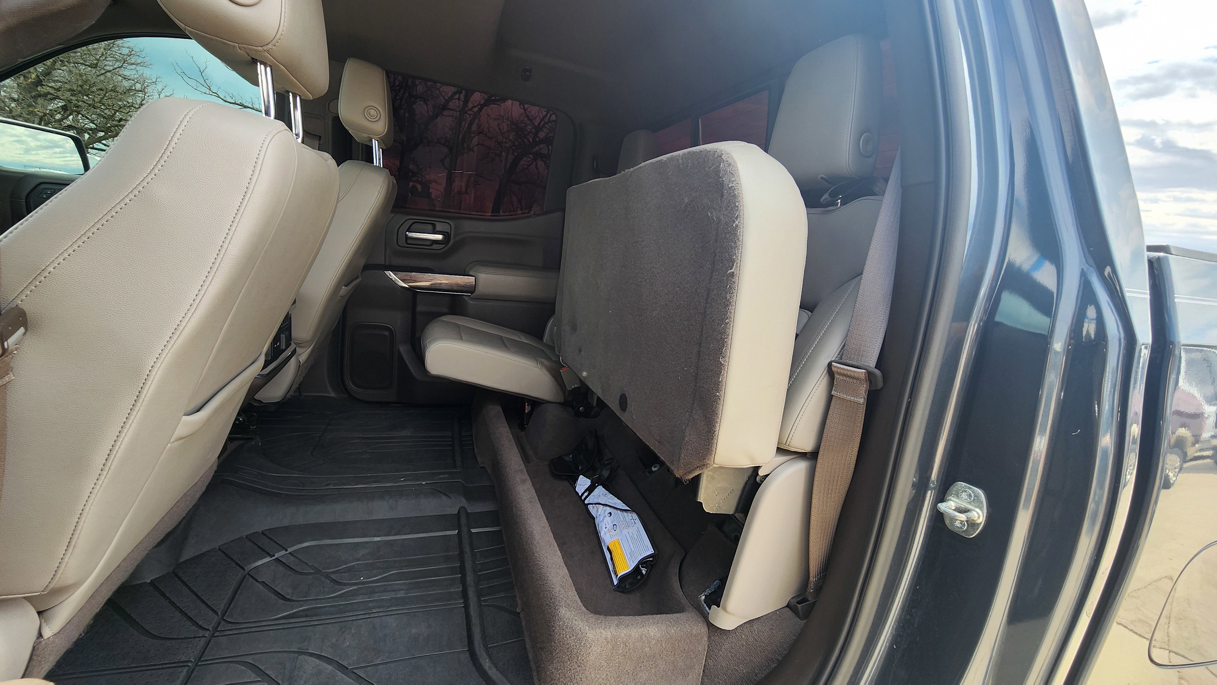 Used 2019 Chevrolet Silverado 1500 LTZ w/ LTZ Premium Package image 19