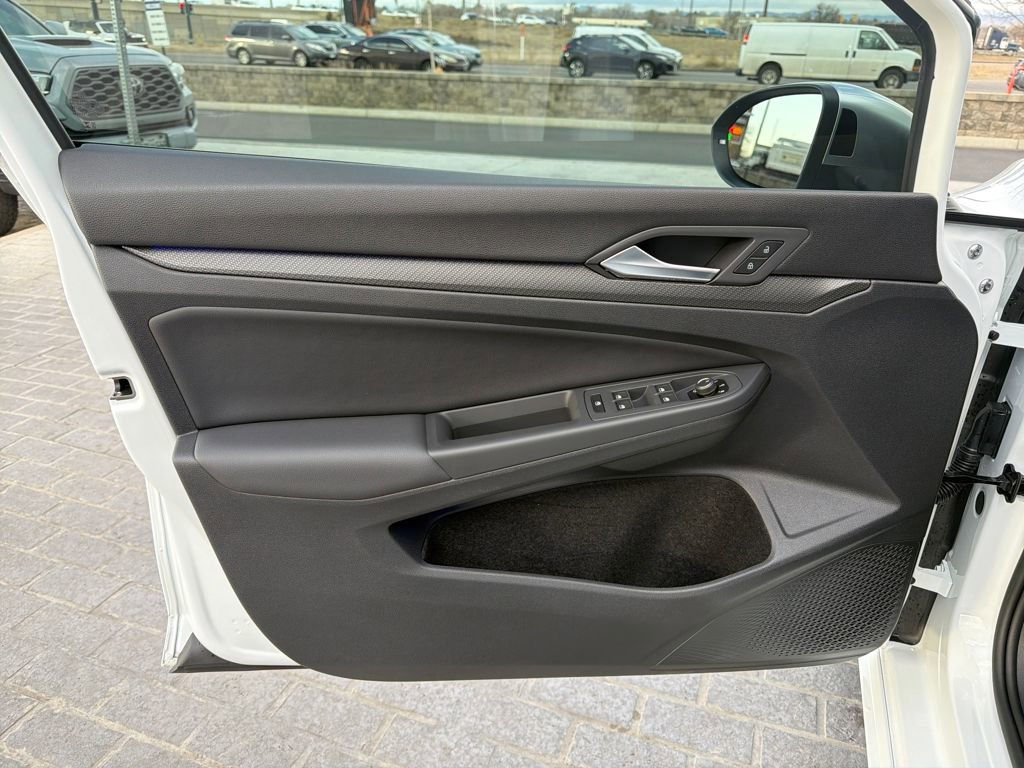 Certified 2024 Volkswagen Golf R 2.0T image 12