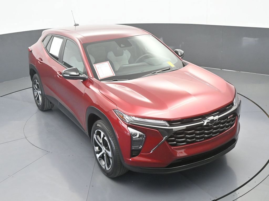 Used 2024 Chevrolet Trax RS w/ Driver Confidence Package FWD image 50