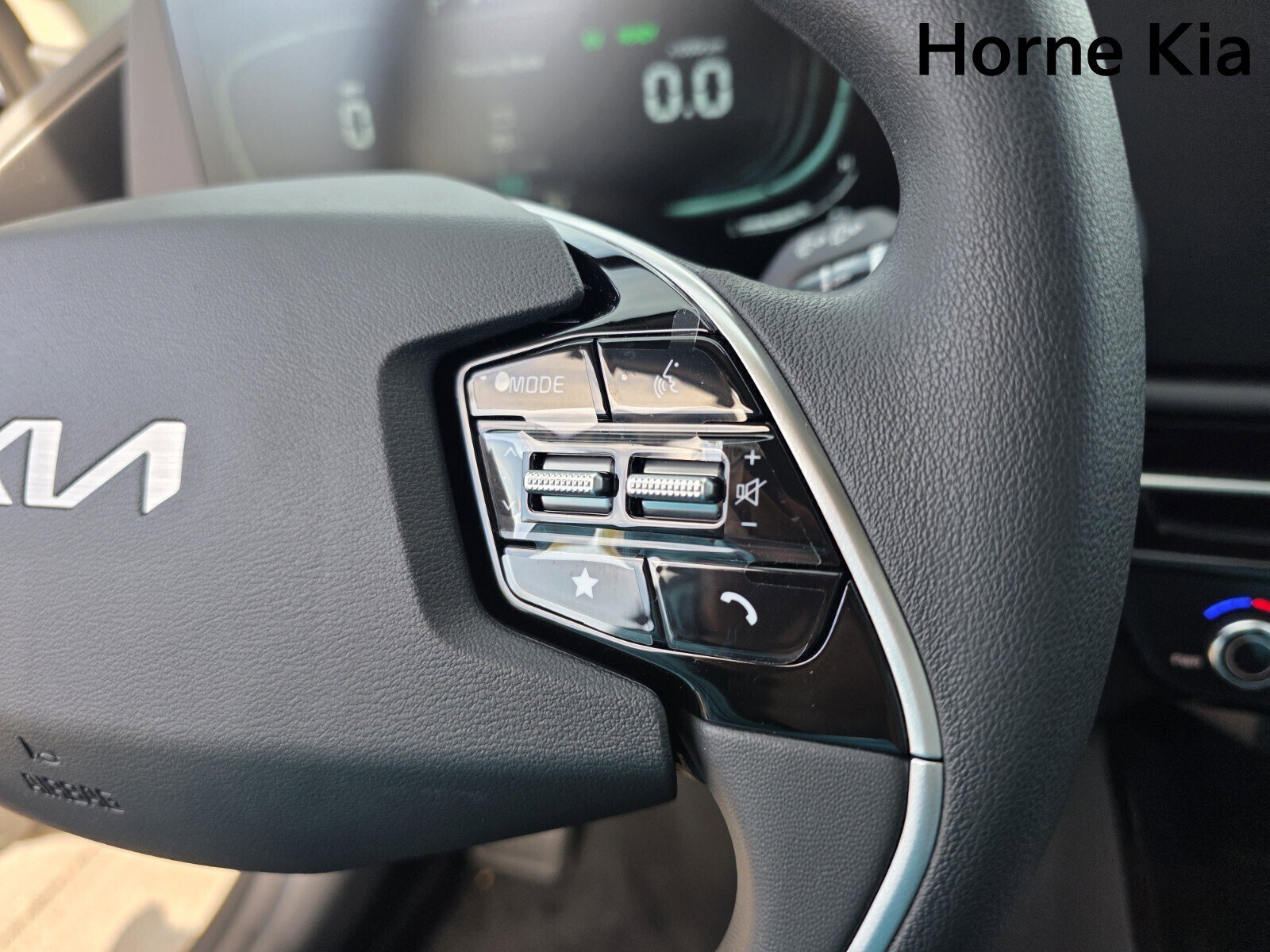 New 2026 Kia Niro LX image 21