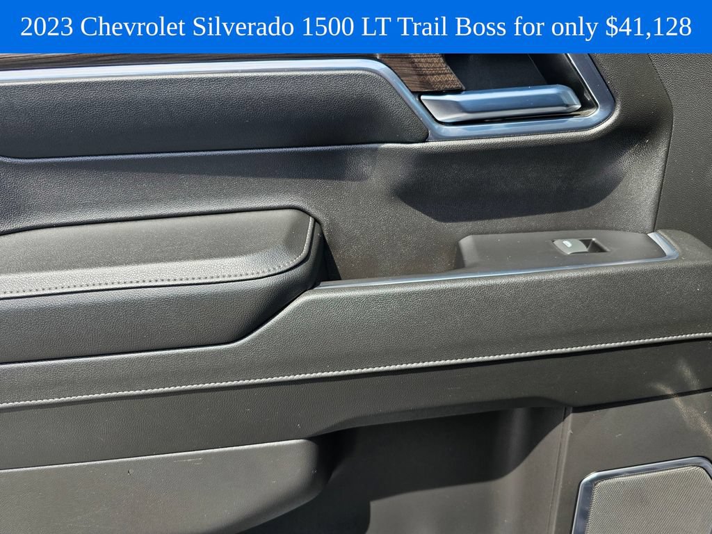 Used 2023 Chevrolet Silverado 1500 LT Trail Boss w/ Convenience Package II AWD/4WD image 17