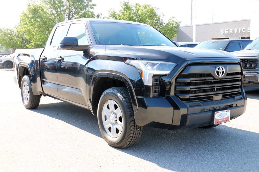 Used 2023 Toyota Tundra SR w/ SR Tow Package RWD image 4