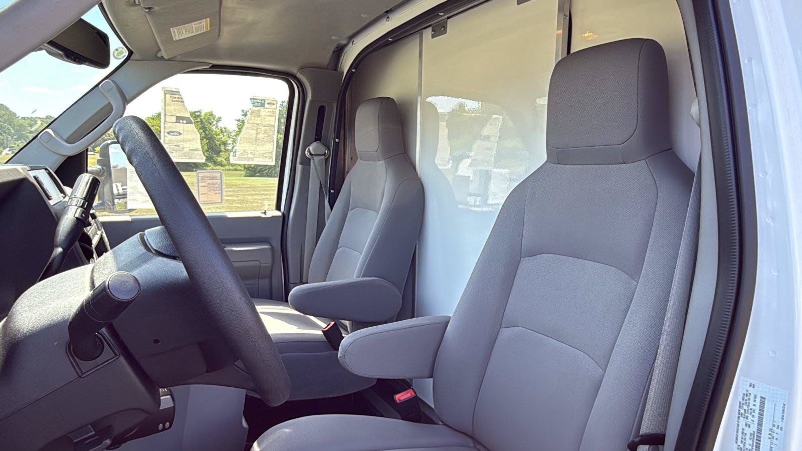 New 2027 Ford E-350 and Econoline 350 Super Duty w/ Power Equipment Group RWD image 11