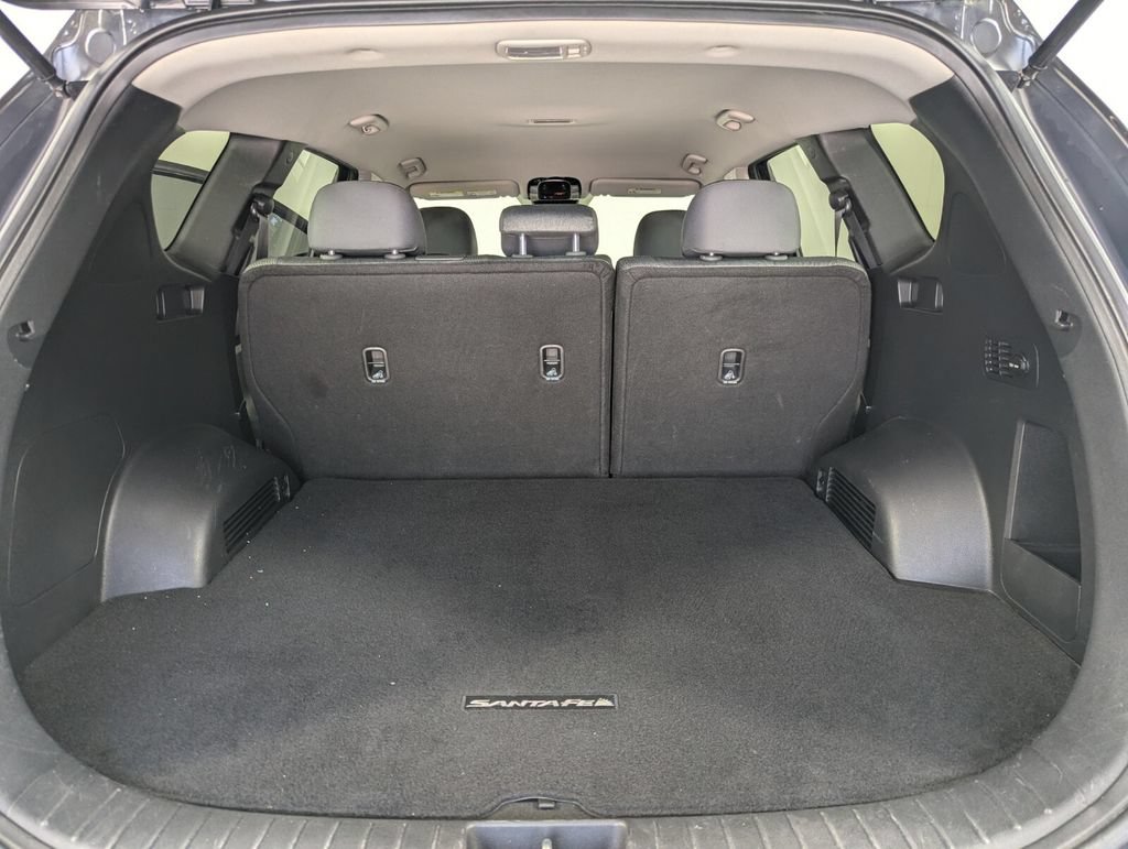 Certified 2022 Hyundai Santa Fe SEL w/ Cargo Package AWD/4WD image 26