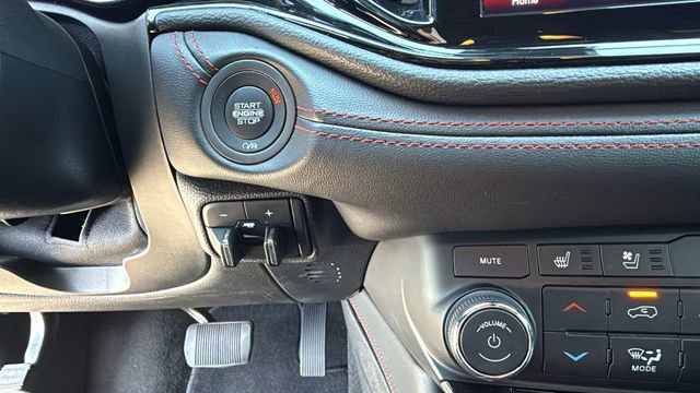 Used 2024 Dodge Durango GT image 17