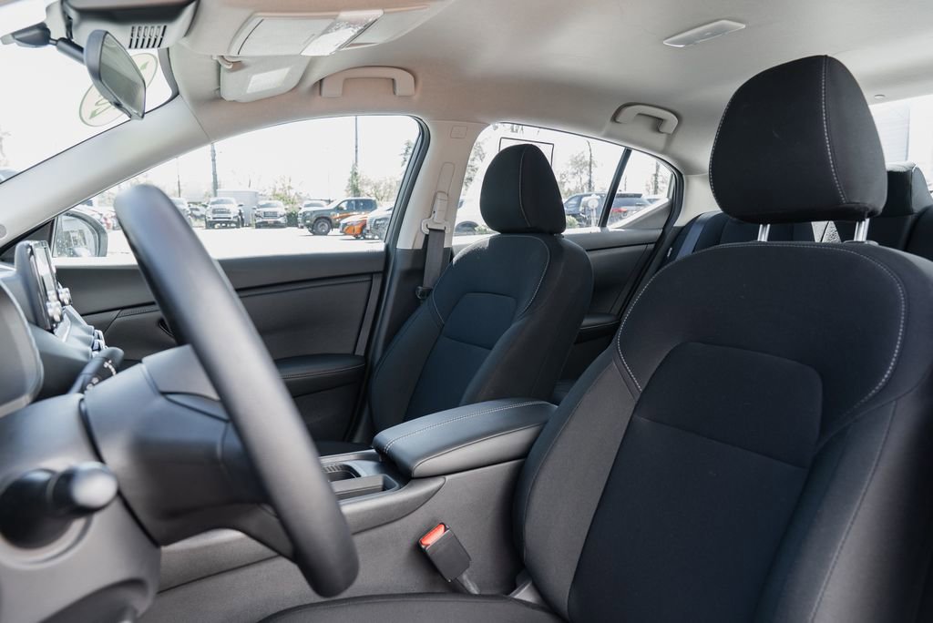 Certified 2025 Nissan Sentra S image 20