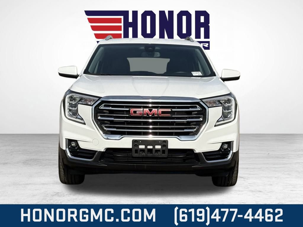 Used 2024 GMC Terrain SLT image 8