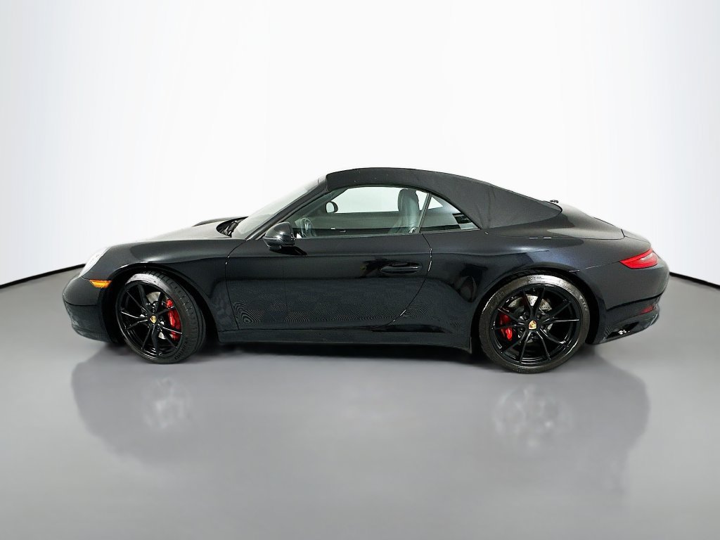 Used 2018 Porsche 911 Carrera S RWD image 2