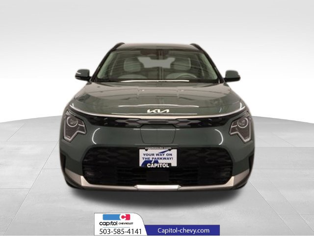 Used 2023 Kia Niro Wind w/ Wind Preserve Package FWD image 8