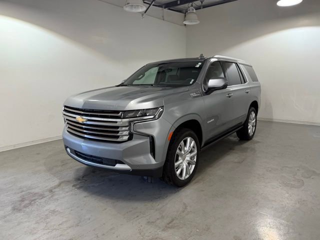 Used 2024 Chevrolet Tahoe High Country w/ Premium Package image 3