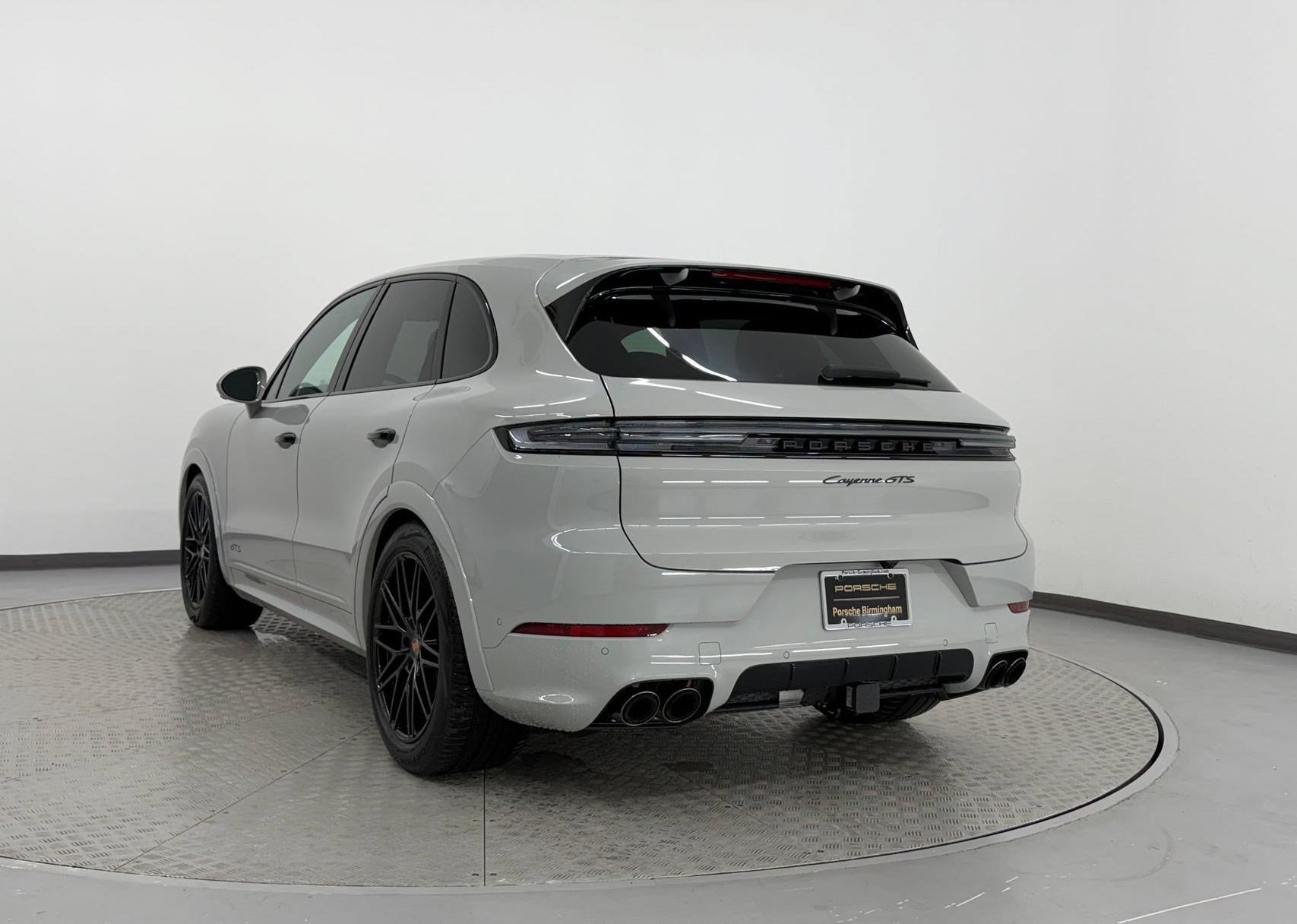 New 2026 Porsche Cayenne GTS AWD/4WD image 3