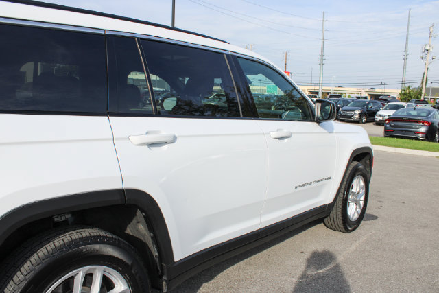 Used 2025 Jeep Grand Cherokee L Laredo AWD/4WD image 47