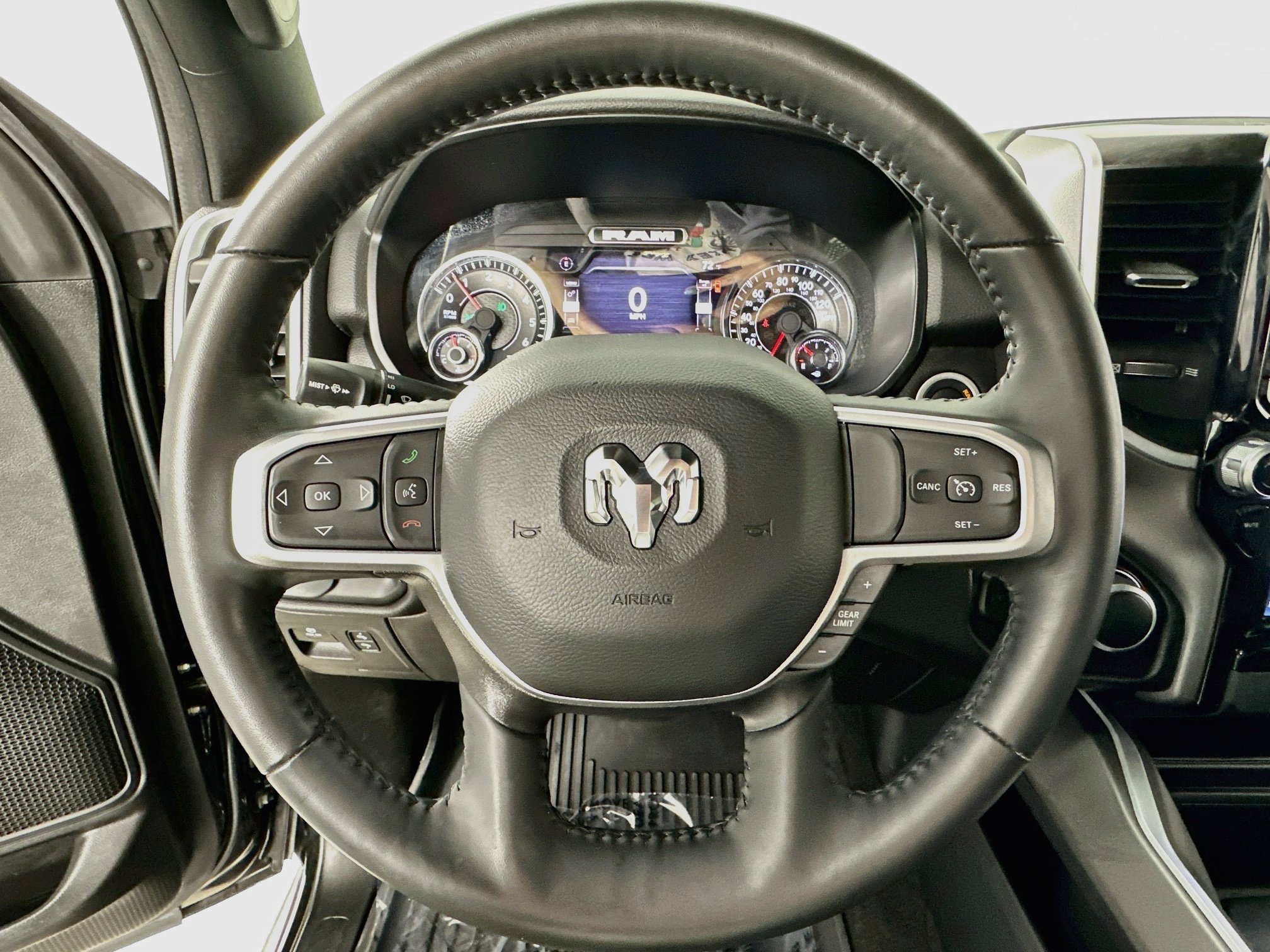 Used 2023 RAM 1500 Big Horn RWD image 11