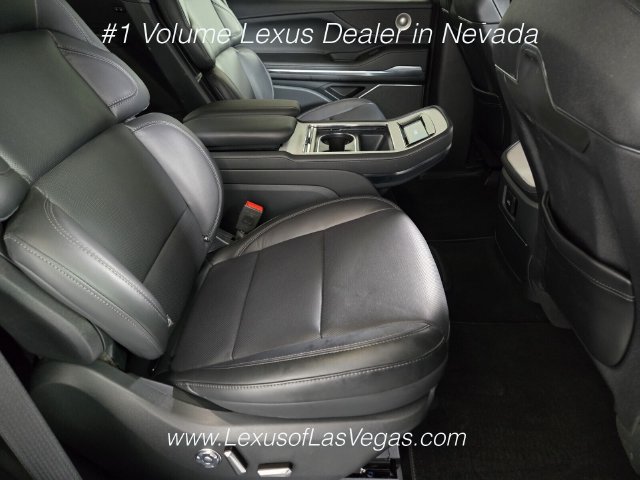 Used 2026 Lincoln Navigator Reserve w/ Jet Appearance Package AWD/4WD image 22