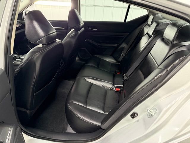 Used 2019 Nissan Altima 2.5 Platinum image 10