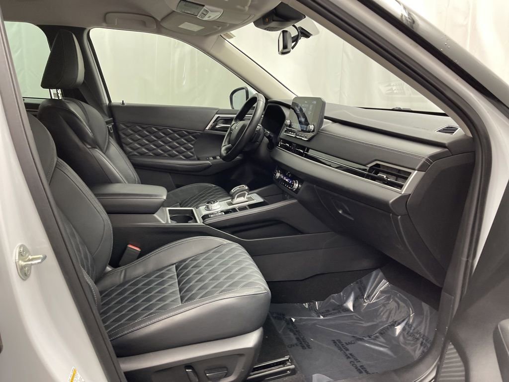 Used 2022 Mitsubishi Outlander SEL image 27