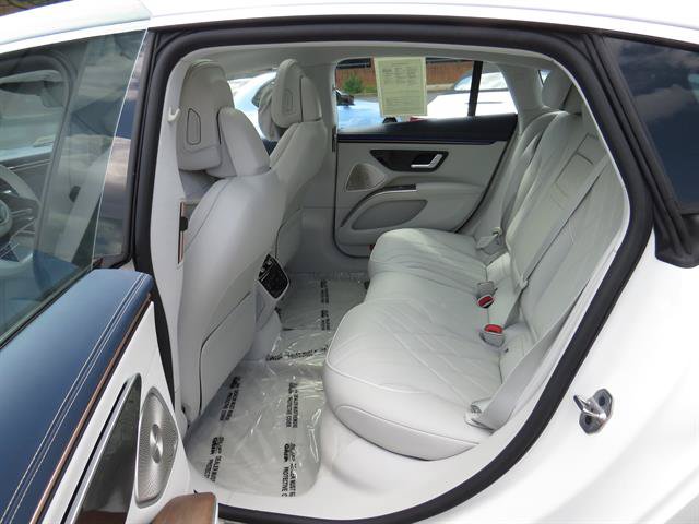Certified 2023 Mercedes-Benz EQS 580 4MATIC Sedan w/ Manufactur Interior Package image 21