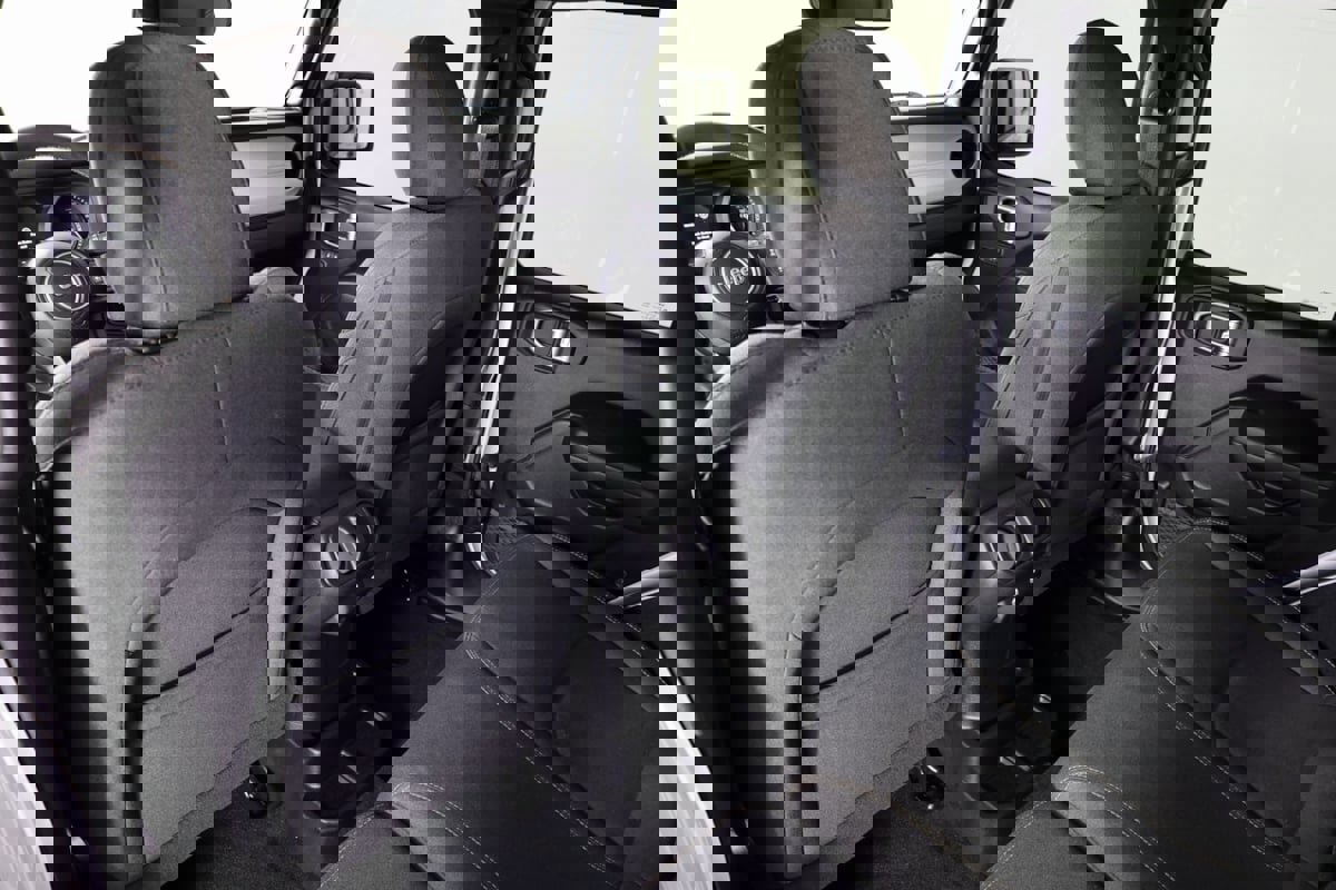 Used 2024 Jeep Wrangler Unlimited w/ Convenience Group image 47