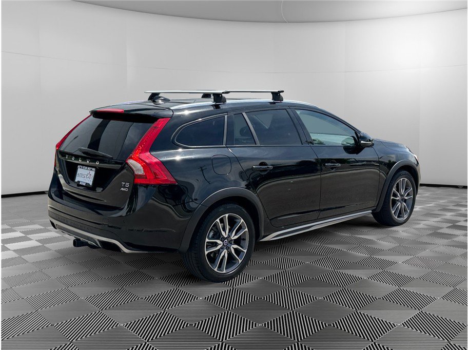 Used 2016 Volvo V60 T5 Cross Country w/ Convenience Package AWD/4WD image 5