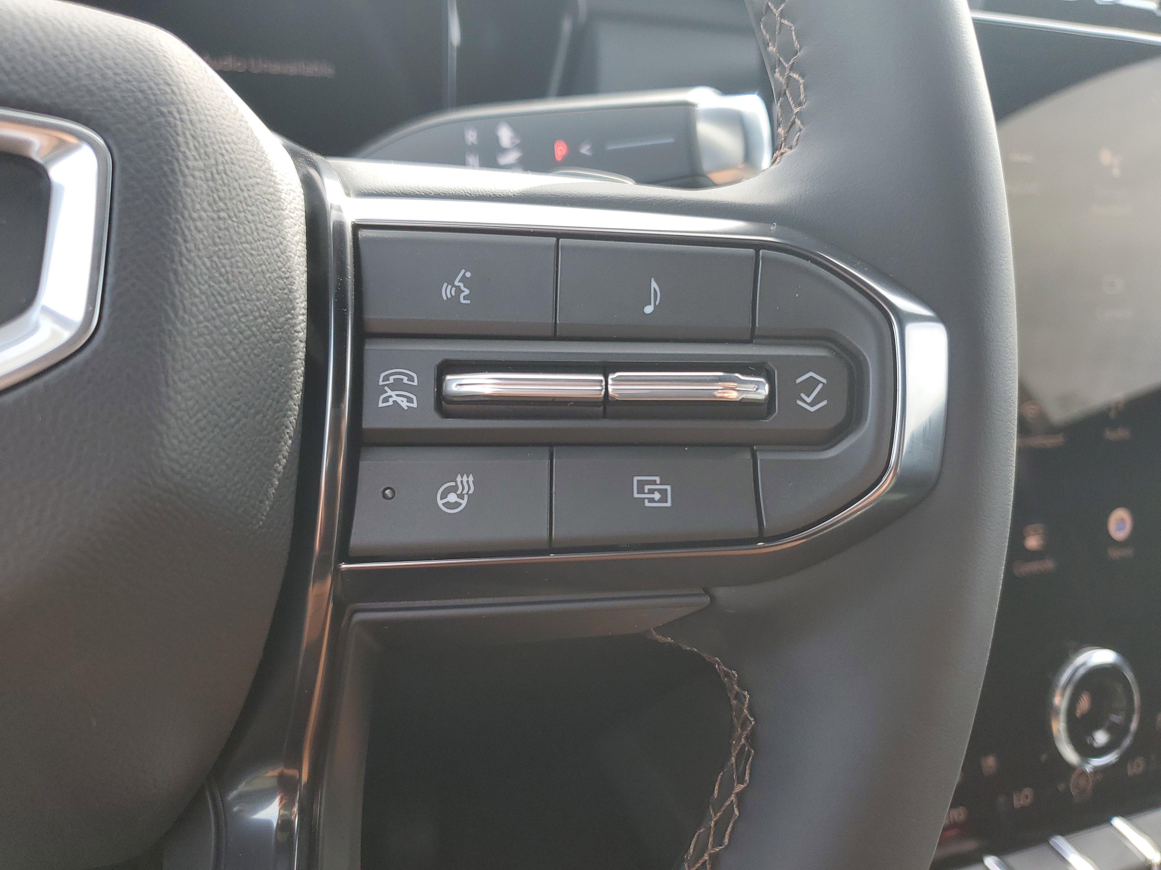 New 2026 GMC Terrain AT4 w/ Convenience Package III image 16
