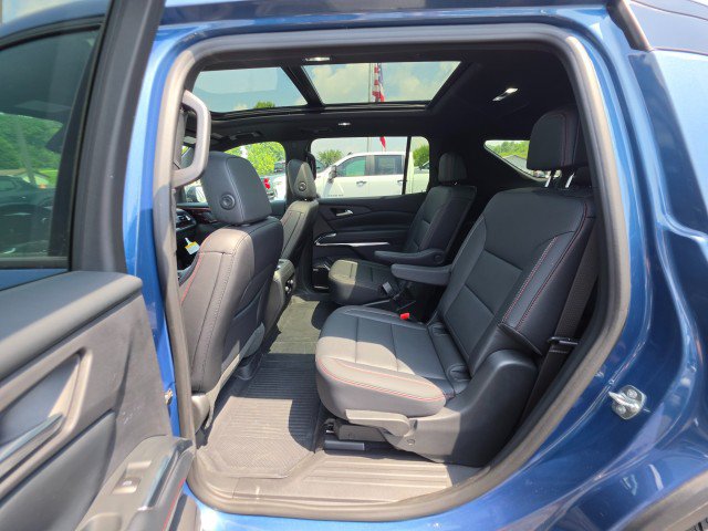 Used 2026 Chevrolet Traverse Z71 w/ Enhanced Driving Package AWD/4WD image 24