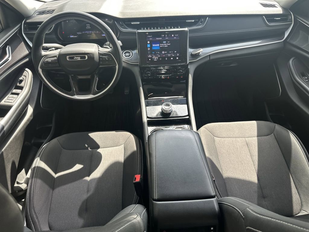 Used 2022 Jeep Grand Cherokee L Laredo w/ Luxury Tech Group I image 24