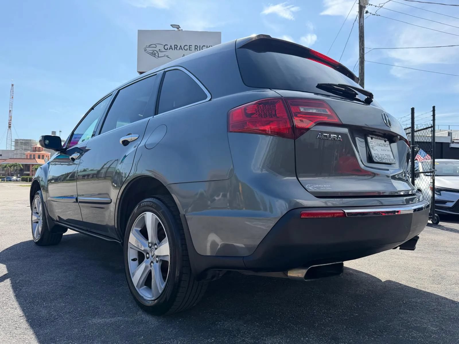 Used 2011 Acura MDX w/ Technology & Entertainment AWD/4WD image 38