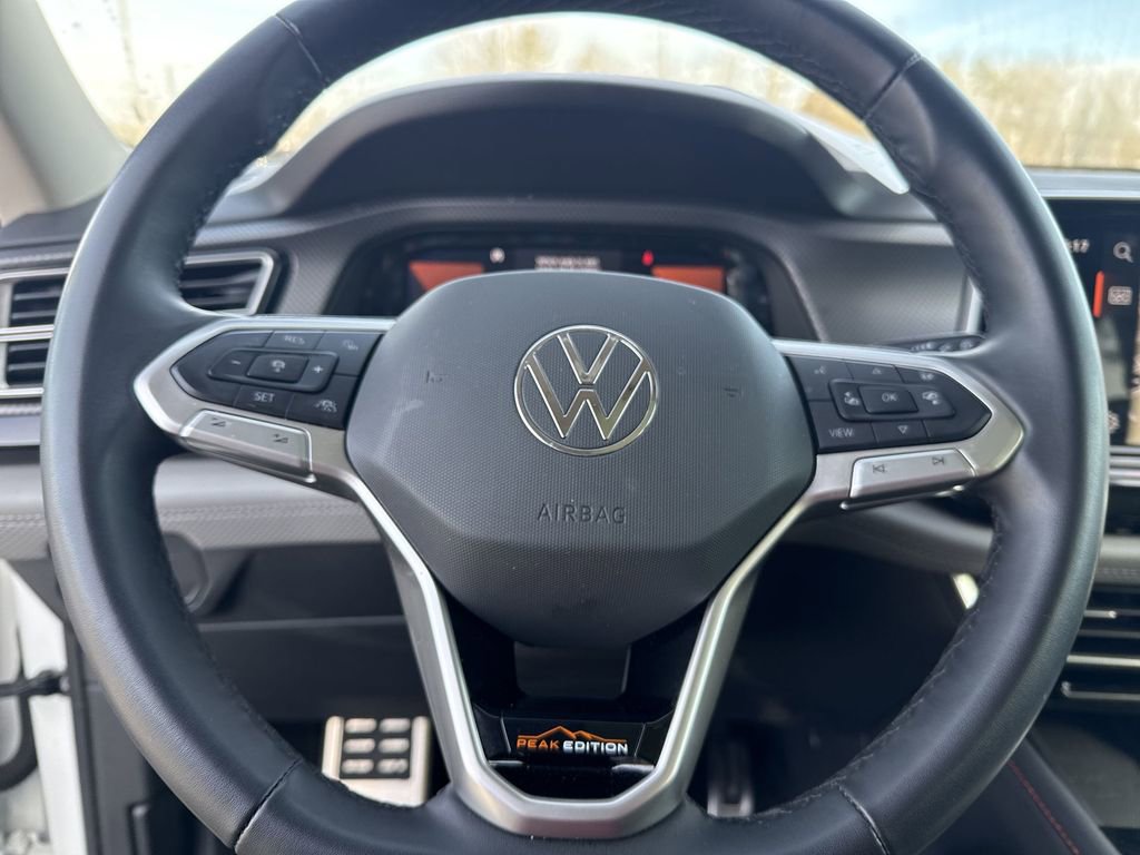 Certified 2024 Volkswagen Atlas Peak Edition SEL image 18