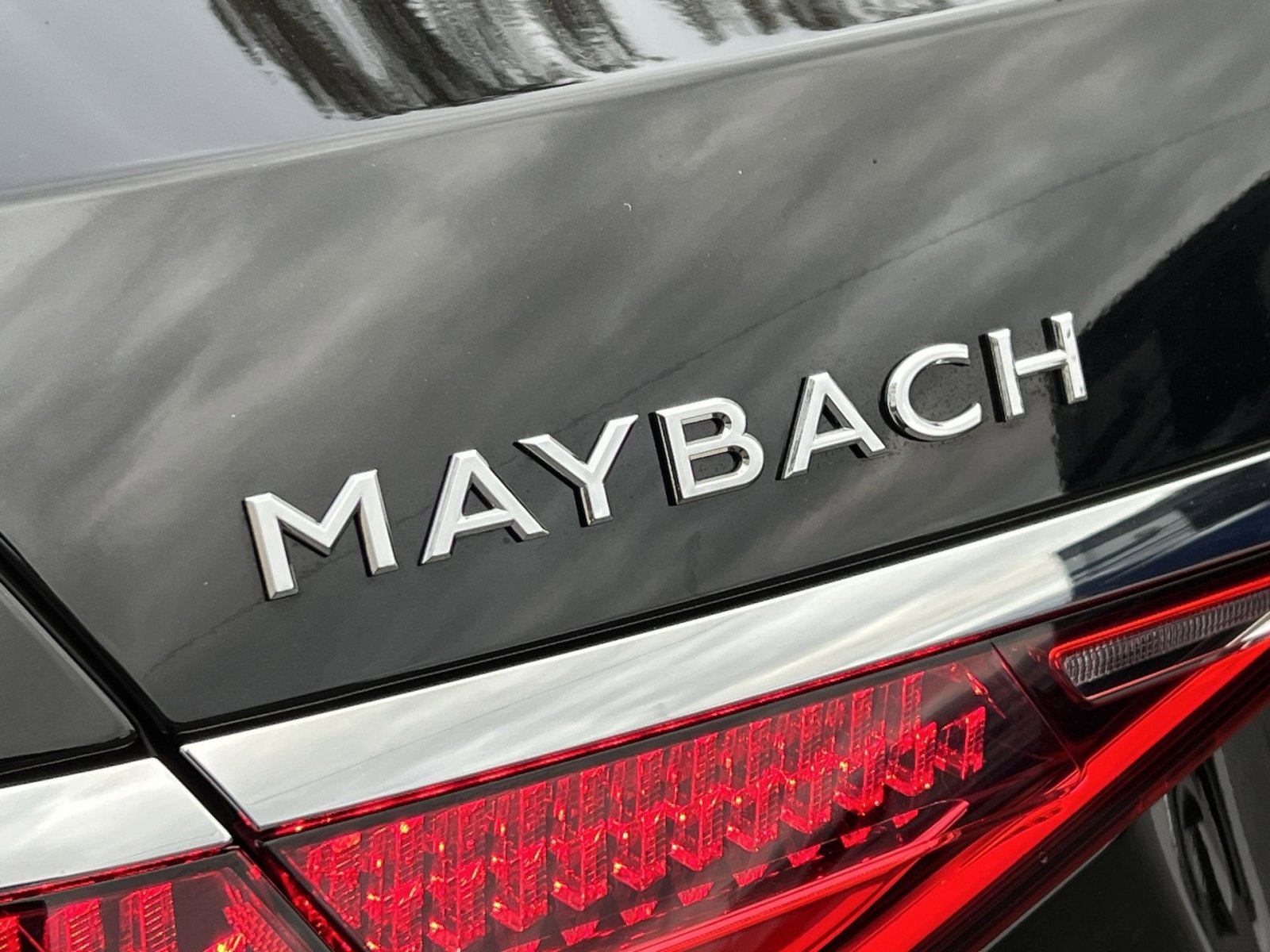 Certified 2025 Mercedes-Benz Maybach S 680 4MATIC image 30
