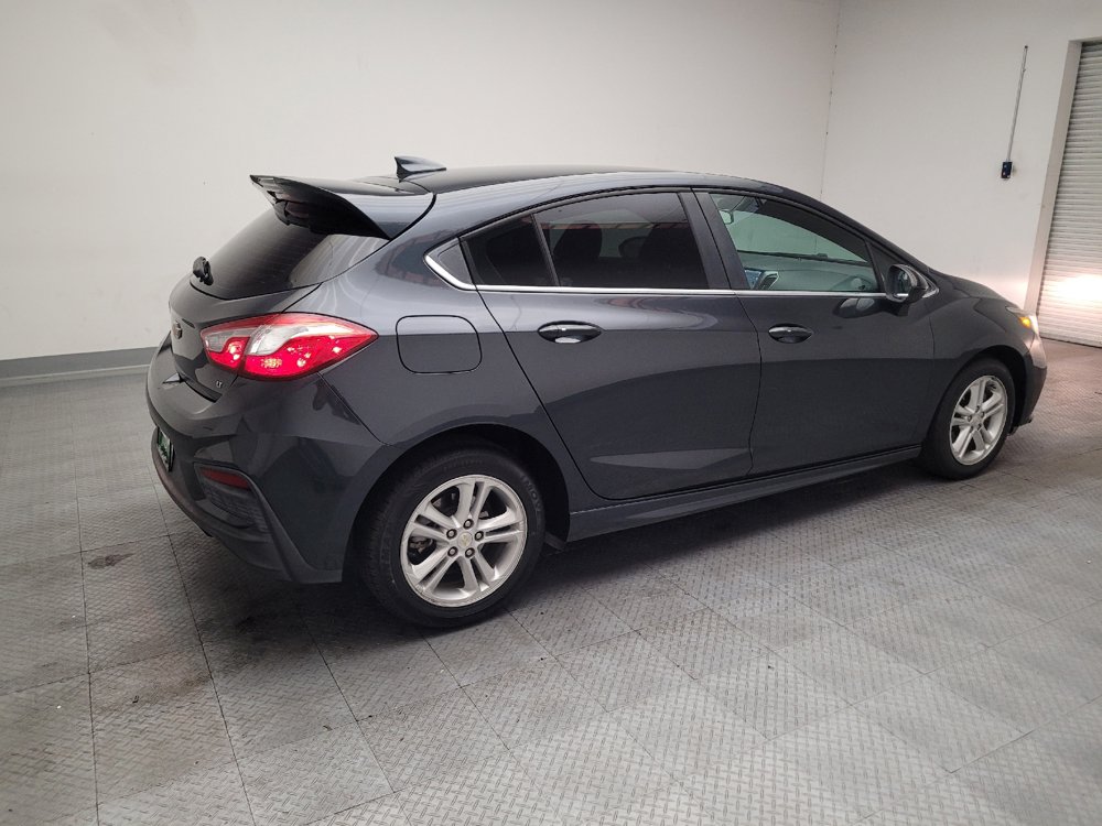 Used 2018 Chevrolet Cruze LT w/ Convenience Package FWD image 10