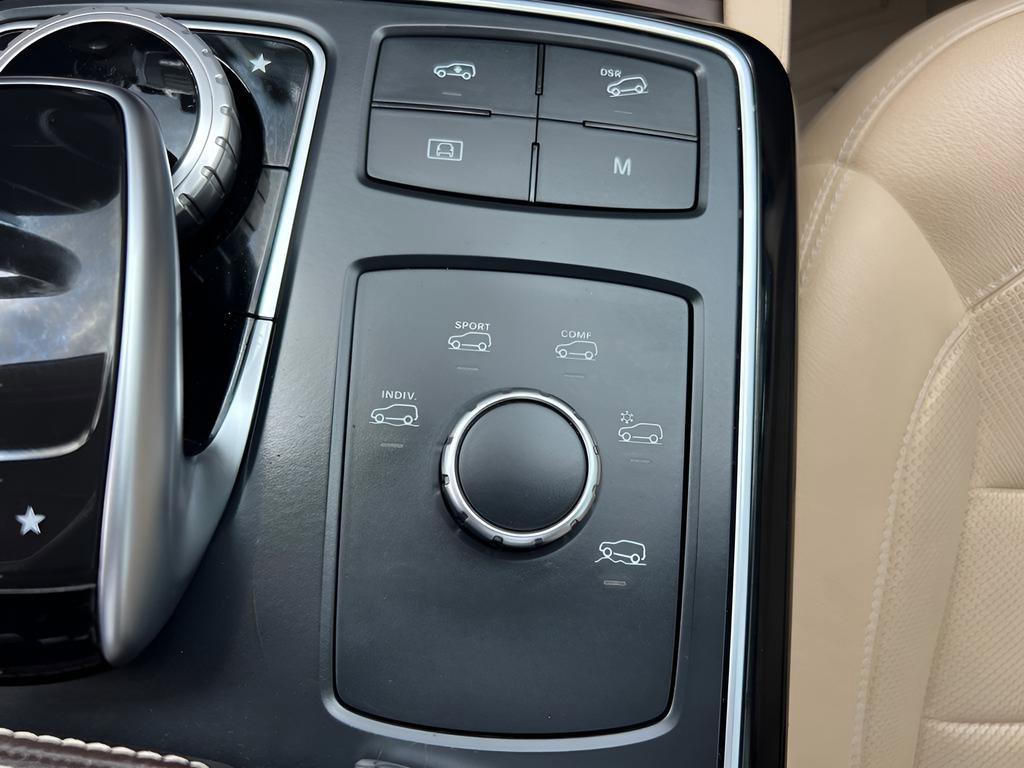 Used 2017 Mercedes-Benz GLS 550 4MATIC image 60