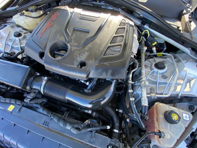 Used 2017 Alfa Romeo Giulia AWD w/ Sport Appearance Package image 28
