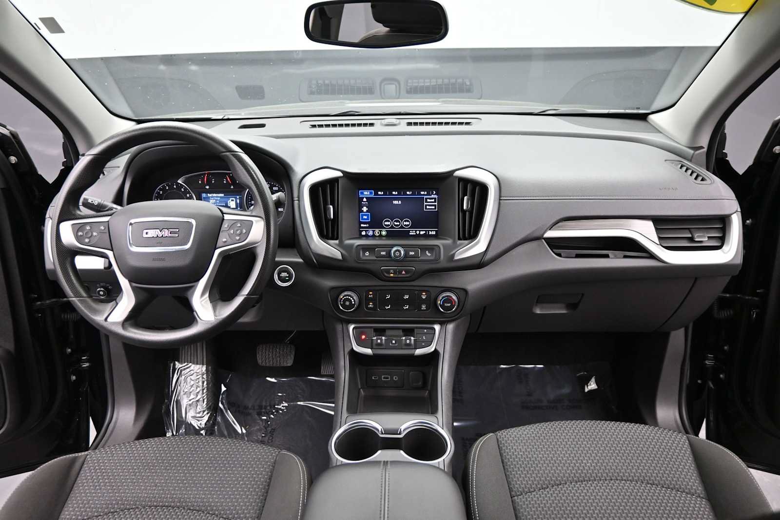Used 2024 GMC Terrain SLE AWD/4WD image 24