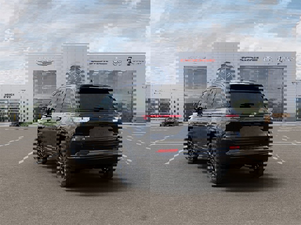 New 2026 Jeep Grand Cherokee Limited image 3