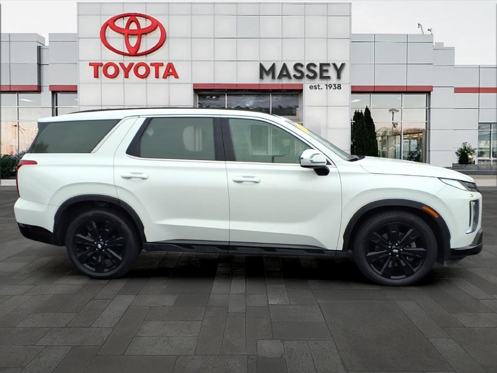 Used 2024 Hyundai Palisade XRT AWD/4WD image 2