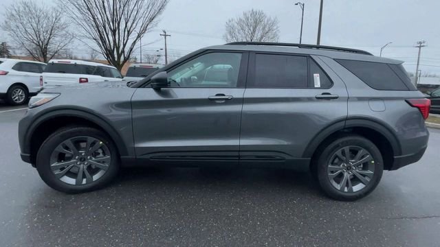 New 2026 Ford Explorer Active image 5