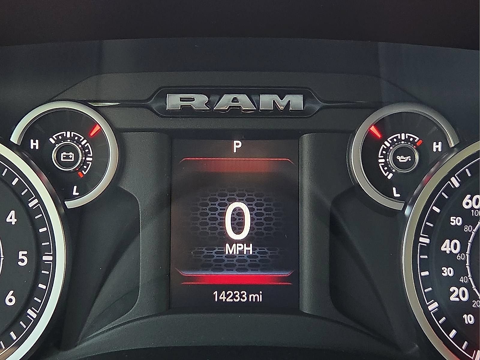 Used 2025 RAM 1500 Tradesman AWD/4WD image 23