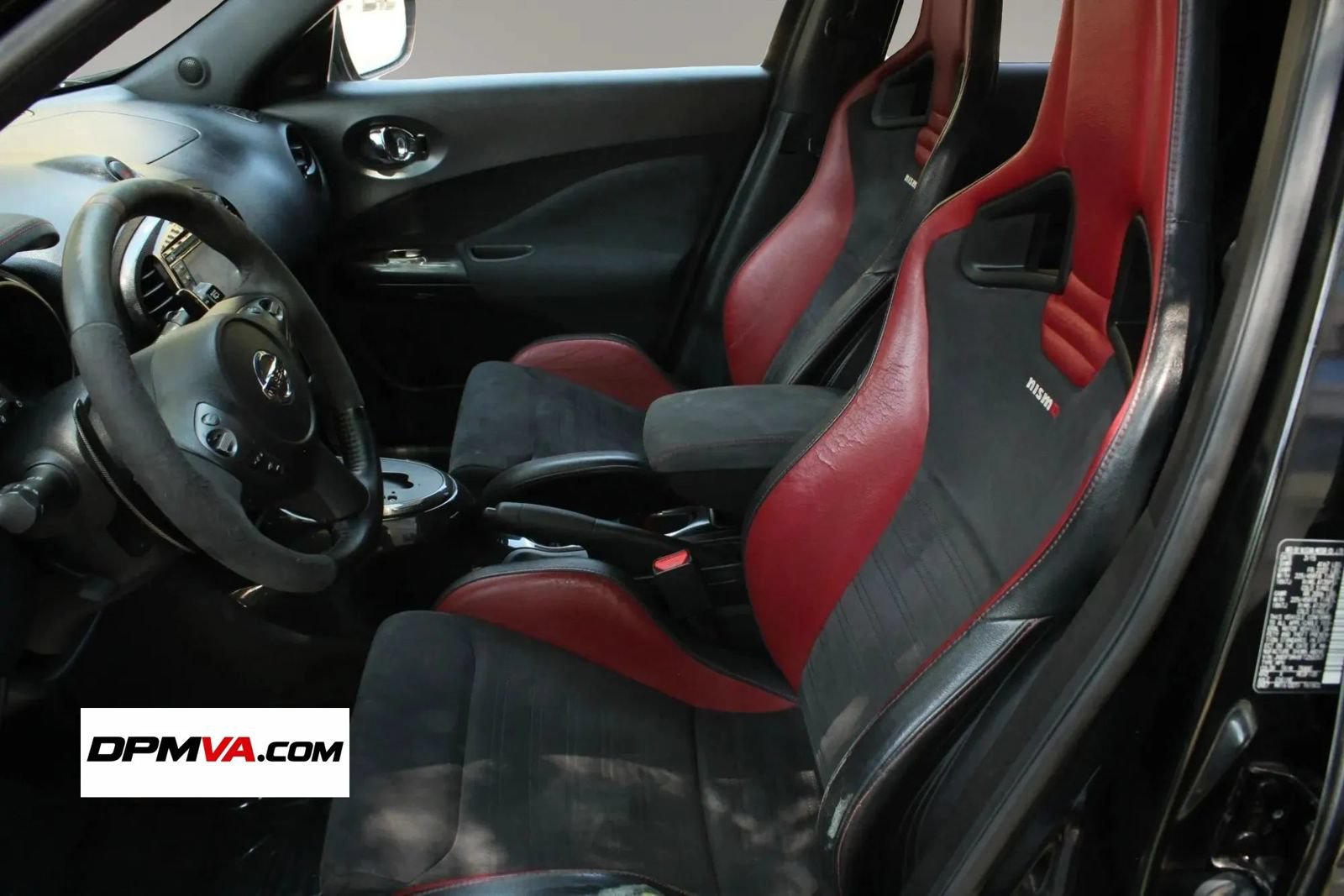Used 2015 Nissan Juke NISMO RS w/ Interior Illumination Package AWD/4WD image 14