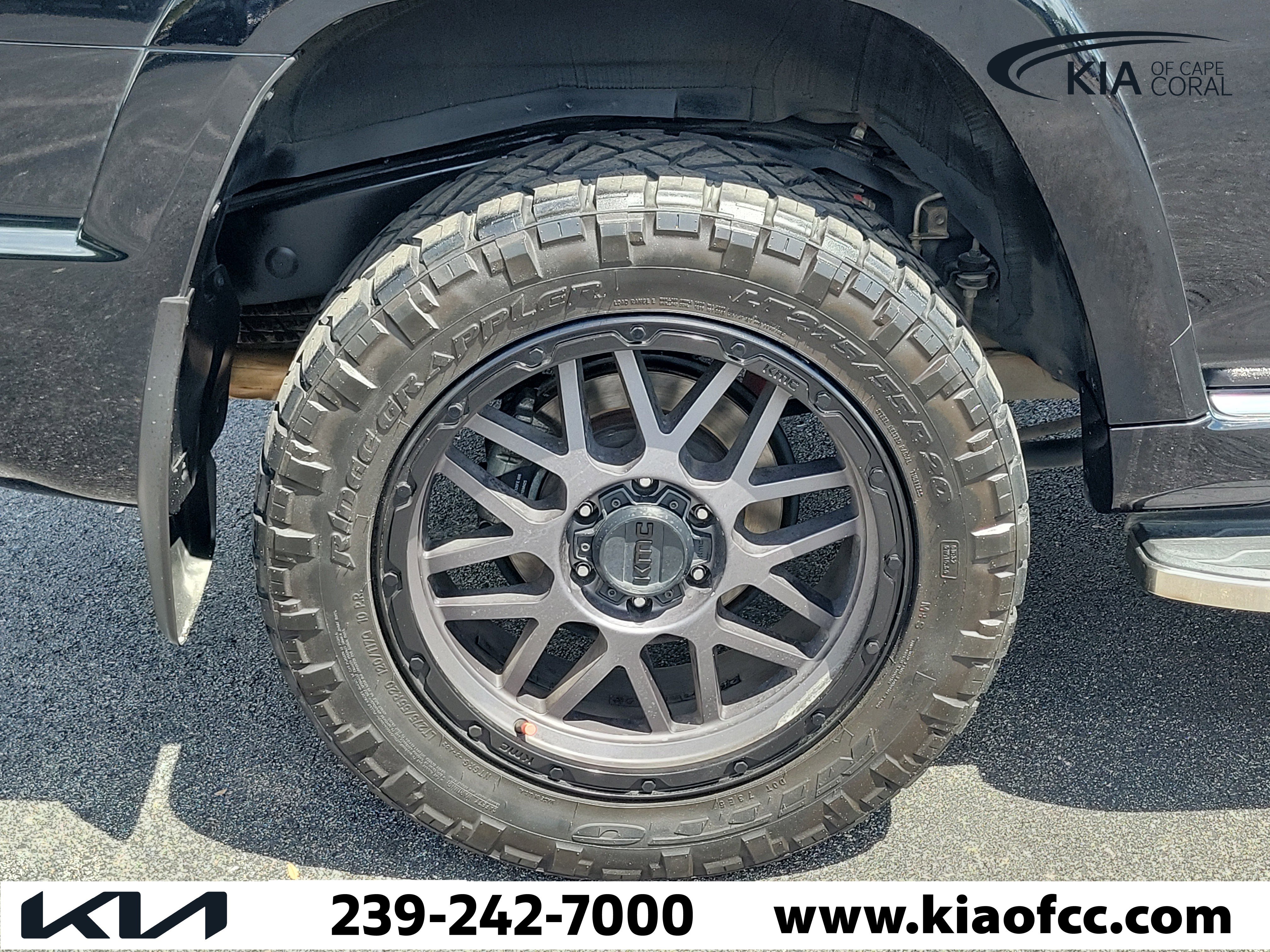 Used 2022 Toyota 4Runner Limited AWD/4WD image 9