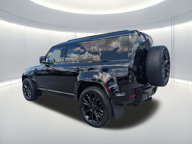 New 2026 Land Rover Defender 110 OCTA AWD/4WD image 3