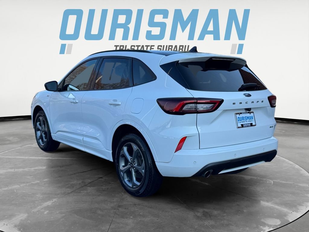 Used 2023 Ford Escape ST-Line w/ Tech Pack #1 image 4