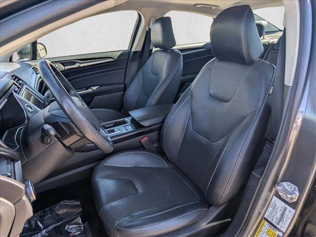 Used 2020 Ford Fusion Titanium image 17
