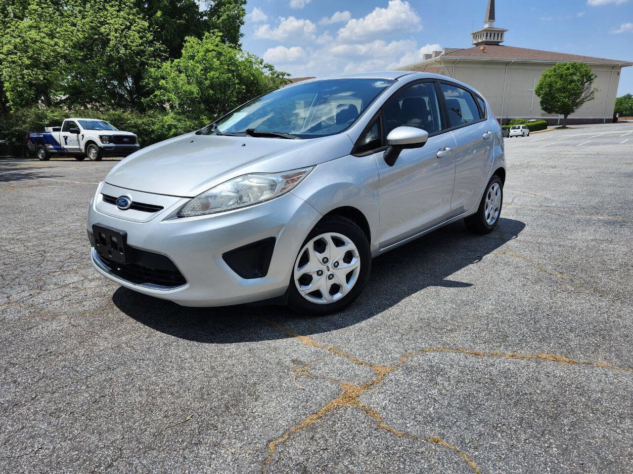 Used 2012 Ford Fiesta SE FWD image 3
