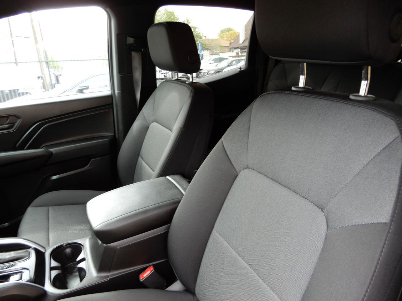 Used 2023 Chevrolet Colorado W/T w/ WT Convenience Package II AWD/4WD image 14