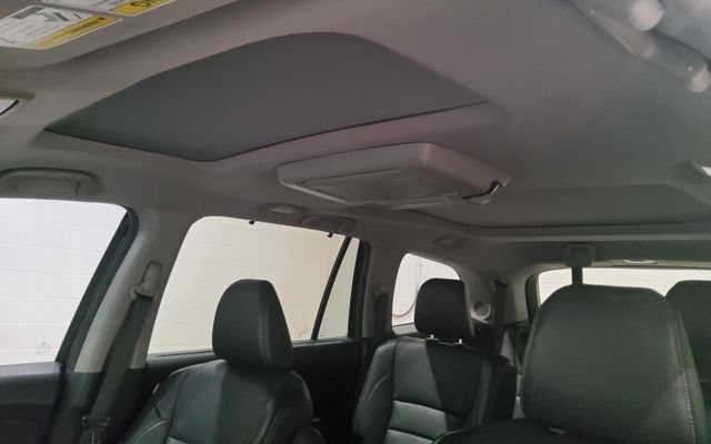 Used 2019 Honda Pilot Elite image 16